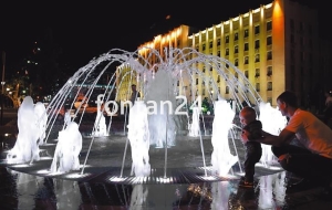 Подводный светодиодный прожектор (LED) 9 диодов, 25°, 12V.DC, холодный белый Подводный светодиодный прожектор (LED) 9 диодов, 25°, 12V.DC, холодный белый